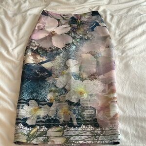 Ted Baker Midi Pencil Skirt xs/2
